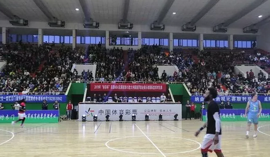 曼纳给出了 曼纳给出了